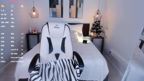 Lexy - Follow me online show from December 18, 6:41 am