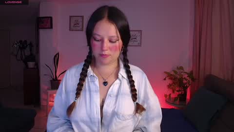 Snapshot of lexie_babe chatting on January 31, 3:09 am Lexie Thompson 8pm 0000am -5 online show from January 31, 3:09 am