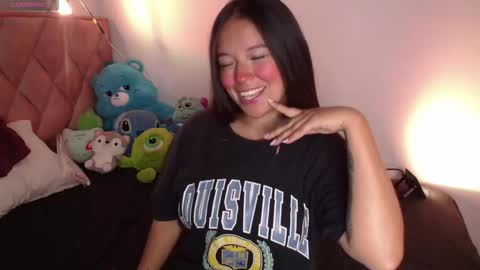 Snapshot of lexie_babe chatting on January 19, 2:15 am Lexie Thompson 8pm 0000am -5 online show from January 19, 2:15 am