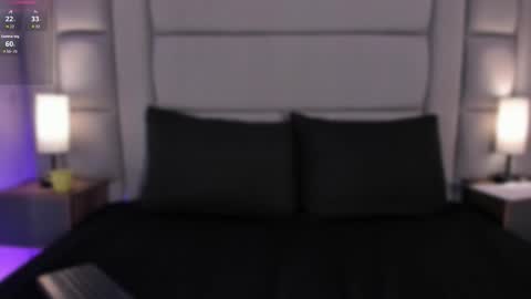 lexiee__ online show from February 25, 11:53 am