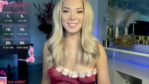lexiesmith_ online show from February 17, 12:54 am