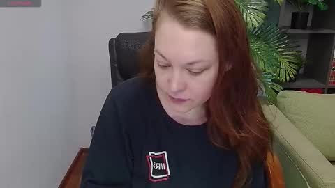 Snapshot of lexiflower1 chatting on November 9, 9:07 am Lexi online show from November 9, 9:07 am