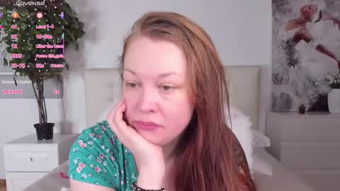 Snapshot of lexiflower1 chatting on February 3, 5:05 am Lexi online show from February 3, 5:05 am