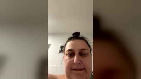 Snapshot of lexii132 chatting on May 16, 1:02 am SoloAfterDark online show from May 16, 1:02 am