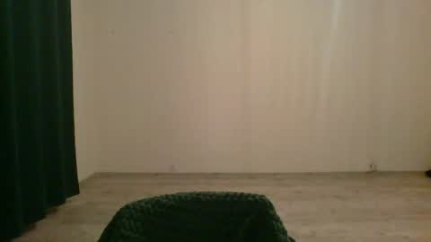 Lexi online show from April 8, 6:08 pm