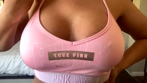 Snapshot of lexilove8888 chatting on June 10, 10:30 pm lexi online show from June 10, 10:30 pm