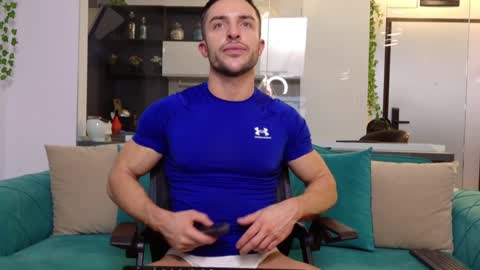 Askme online show from December 21, 6:55 pm