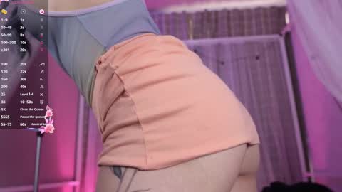 Snapshot of lexirouge__ chatting on February 3, 9:53 pm lexirouge online show from February 3, 9:53 pm