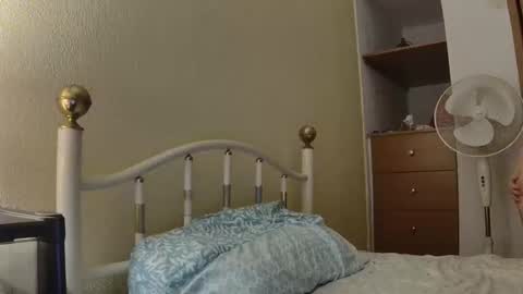 Snapshot of lexisippin chatting on October 26, 8:15 pm Jaquiebabe online show from October 26, 8:15 pm