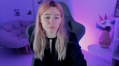 Lexi Wenford NO NUDE GODDESS online show from December 13, 3:27 am