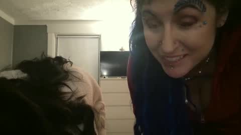 Snapshot of lexxisavagexxx chatting on January 1, 9:17 am LexxiSavage online show from January 1, 9:17 am