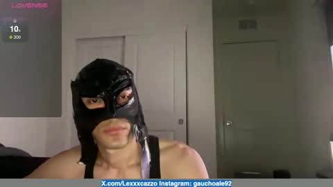 Dromaeosaurex online show from October 22, 9:09 am