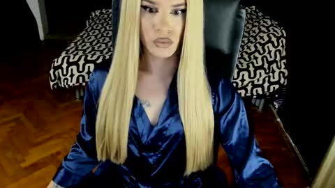 eva lexy you may call me Miss online show from October 4, 4:27 pm