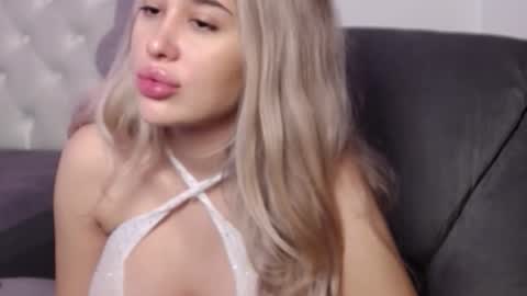 Lexxyselena online show from September 23, 9:29 pm