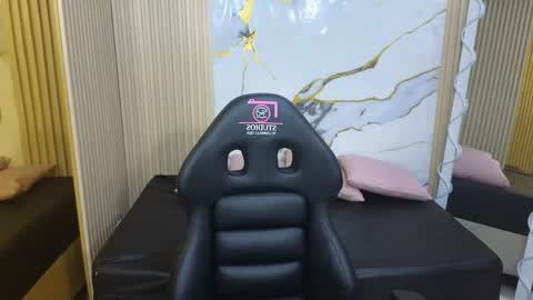 lexy_tay online show from May 27, 12:02 pm