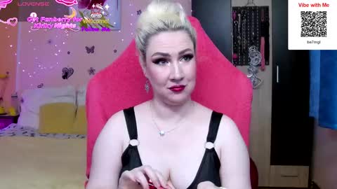 Lexy online show from November 23, 3:45 pm