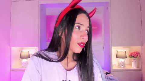 L I A  online show from January 9, 4:15 am