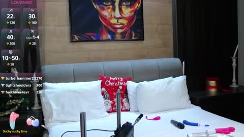 Snapshot of leyafoster chatting on December 22, 10:36 pm Leya online show from December 22, 10:36 pm