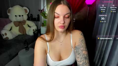 Leya online show from March 12, 2:50 am