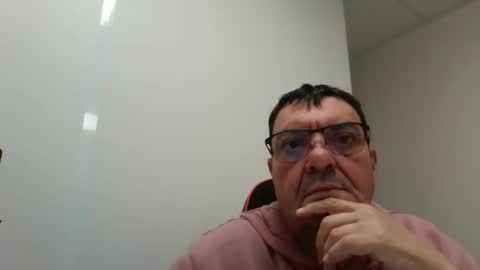 leyo1305 online show from December 19, 2:24 pm