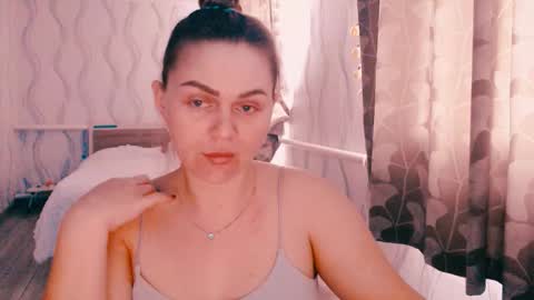 Snapshot of li_lit chatting on February 17, 10:12 am li_lit online show from February 17, 10:12 am