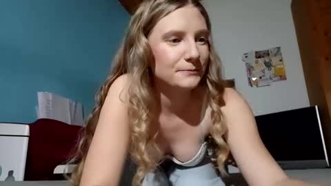 Snapshot of lia06_ chatting on December 22, 5:32 pm lia06_ online show from December 22, 5:32 pm