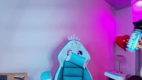 Lia  online show from February 12, 3:34 am