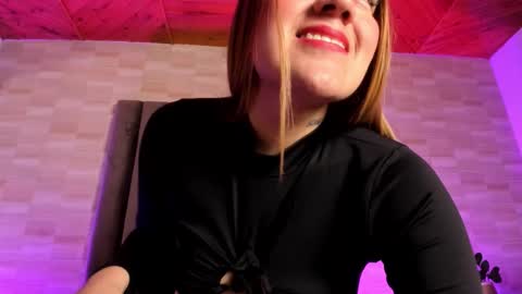 Snapshot of lia_bakeer chatting on December 22, 12:02 pm Lia online show from December 22, 12:02 pm