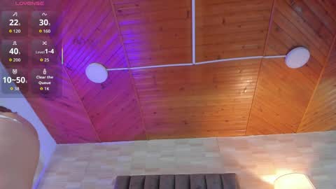 Snapshot of lia_bakeer chatting on April 3, 1:42 pm Lia online show from April 3, 1:42 pm