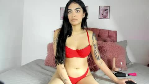 lia_blake7 online show from May 24, 7:30 pm