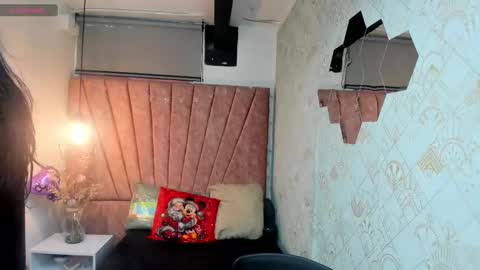  LIA  online show from January 11, 12:10 pm