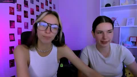 Snapshot of lia_dream_ chatting on July 8, 8:41 am lia_dream_ online show from July 8, 8:41 am