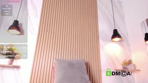 Snapshot of lia_harper_ chatting on November 15, 8:33 am lia_harper_ online show from November 15, 8:33 am