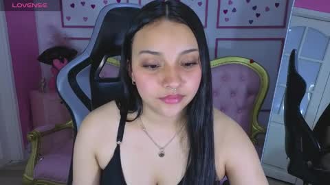 Snapshot of lia_harper_t chatting on May 31, 3:08 pm lia_harper_t online show from May 31, 3:08 pm