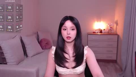 Snapshot of lia_hetty chatting on February 17, 1:40 pm L I A online show from February 17, 1:40 pm