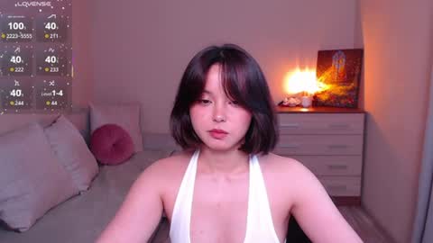 Snapshot of lia_hetty chatting on June 16, 4:53 pm L I A online show from June 16, 4:53 pm