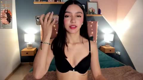 Snapshot of lia_jhosson_ chatting on September 22, 8:55 pm Lia online show from September 22, 8:55 pm