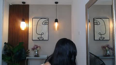 LIA online show from April 10, 6:23 pm