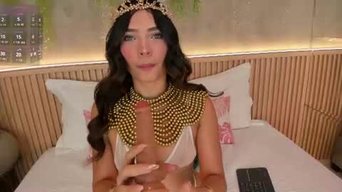 Snapshot of lia_montclair chatting on July 5, 12:56 pm lia_montclair online show from July 5, 12:56 pm