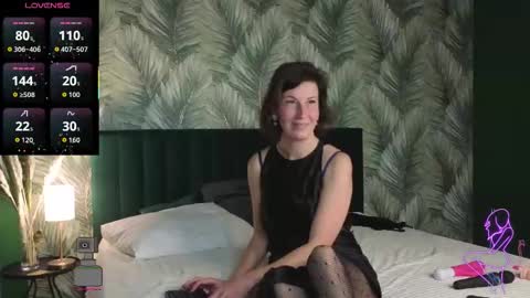 lia_reyn online show from September 12, 2:11 am