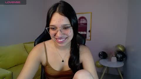 Snapshot of lia_rose_ch chatting on July 3, 12:22 pm lia_rose_ch online show from July 3, 12:22 pm