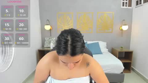 Lia  online show from December 17, 8:23 am