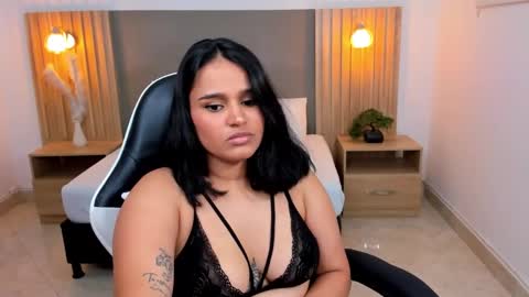Lia  online show from January 23, 6:39 am