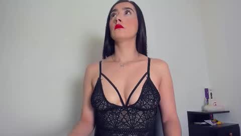 Snapshot of lia_sharlote chatting on October 13, 4:45 am Sharlote online show from October 13, 4:45 am