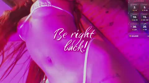 Snapshot of lia_varel chatting on June 6, 9:52 pm lia_varel online show from June 6, 9:52 pm