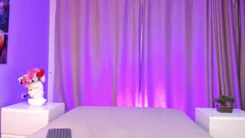 Lia online show from October 31, 5:08 am