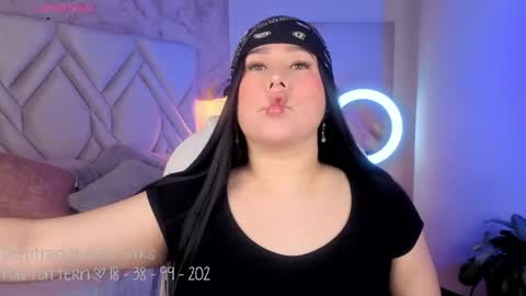 Snapshot of liacox chatting on April 22, 7:26 pm Lia Cox online show from April 22, 7:26 pm
