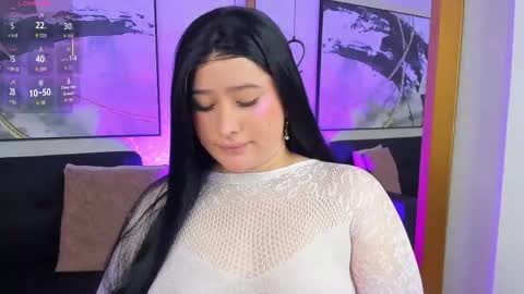 Snapshot of liacox chatting on May 2, 8:03 pm Lia Cox online show from May 2, 8:03 pm