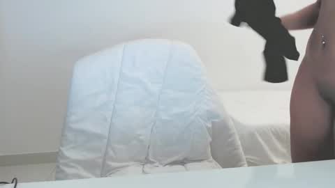 Lia Divina online show from December 4, 6:12 am