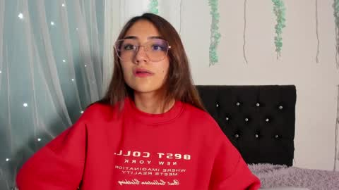 Snapshot of liah_star chatting on May 30, 5:32 pm Liah online show from May 30, 5:32 pm